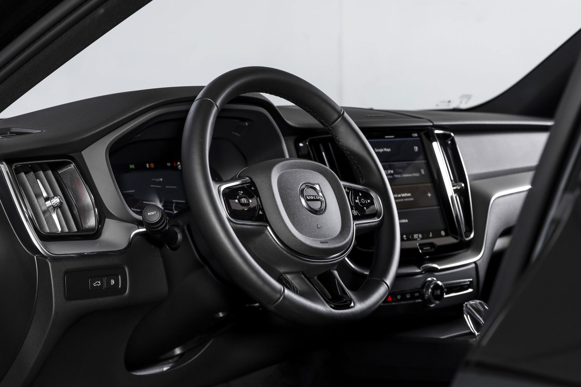 Volvo - XC60