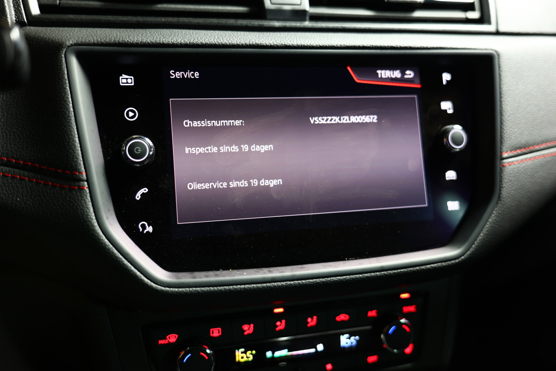 SEAT 1.0 TSI FR NAVI CLIMA CRUISE SFEER BEATS PDC LED CAMERA BT NFC SDP '19 - foto 28