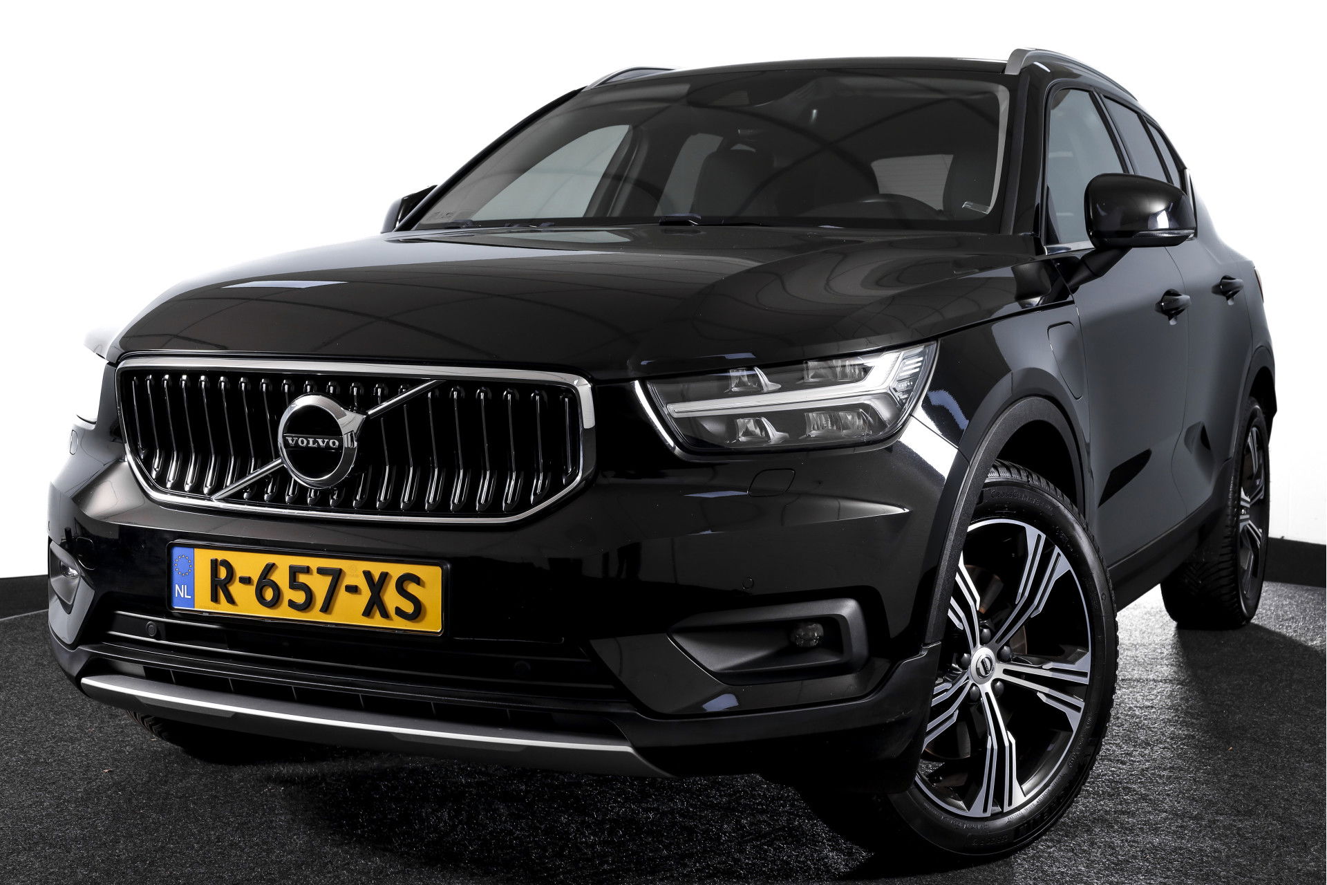 Volvo - XC40