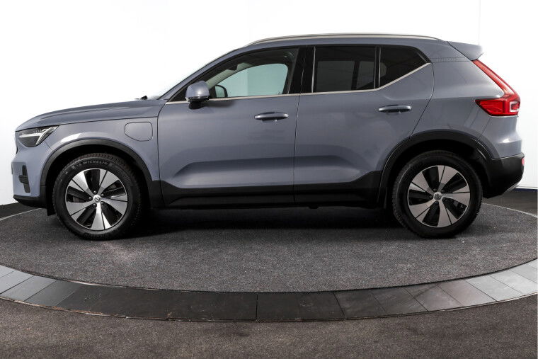 Volvo - XC40