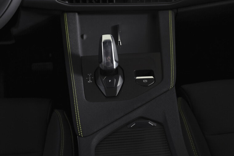 Lynk & Co - 01