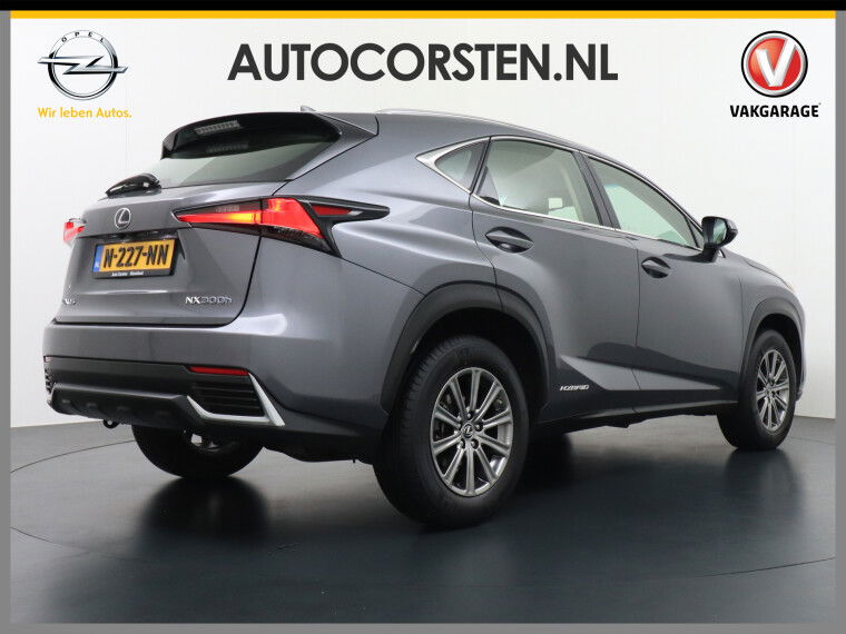 Foto van Lexus gereserveerd NX 300h AUT. Leer Camera Apple Android Carplay Navi Ecc PDC-a+v Cruise Control Smart-key-system DAB Stoelverwarming Adaptive bochtv