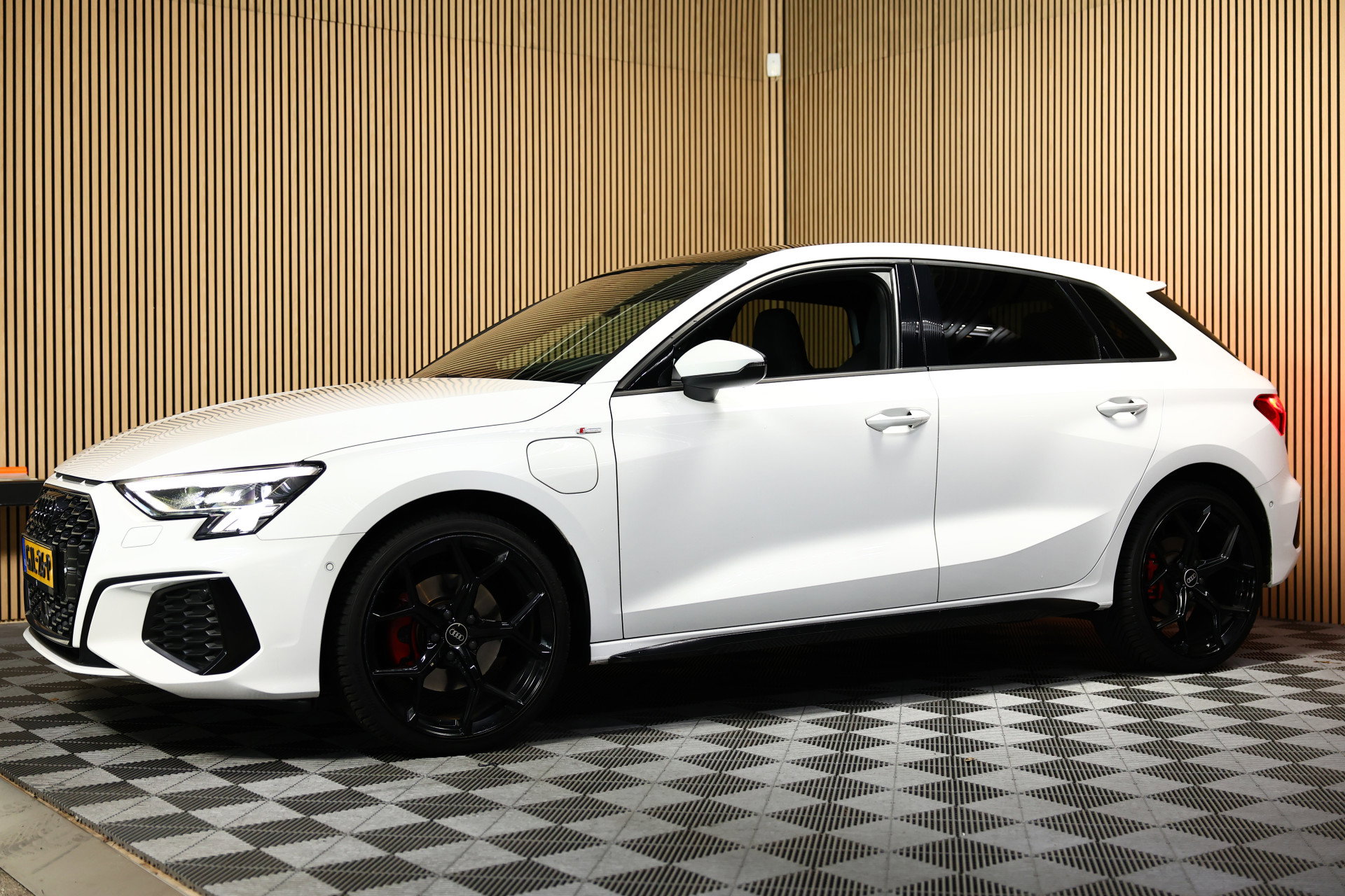 Audi Sportback 40 TFSI e S-Line PANO VIRTUAL CARPLAY LEDER DAB '21 - foto 9