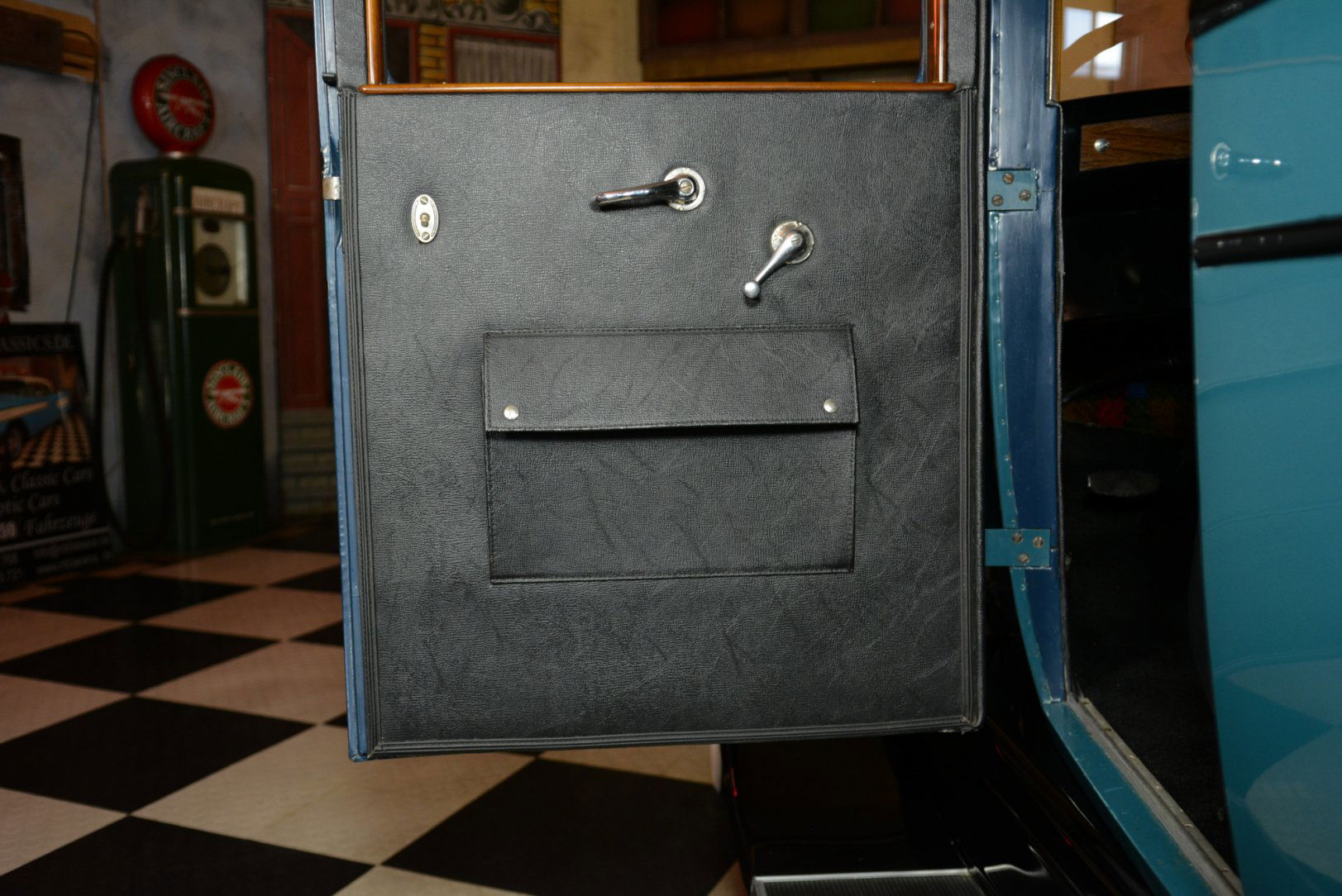 Oakland Coupe Greater Six – RD Classics