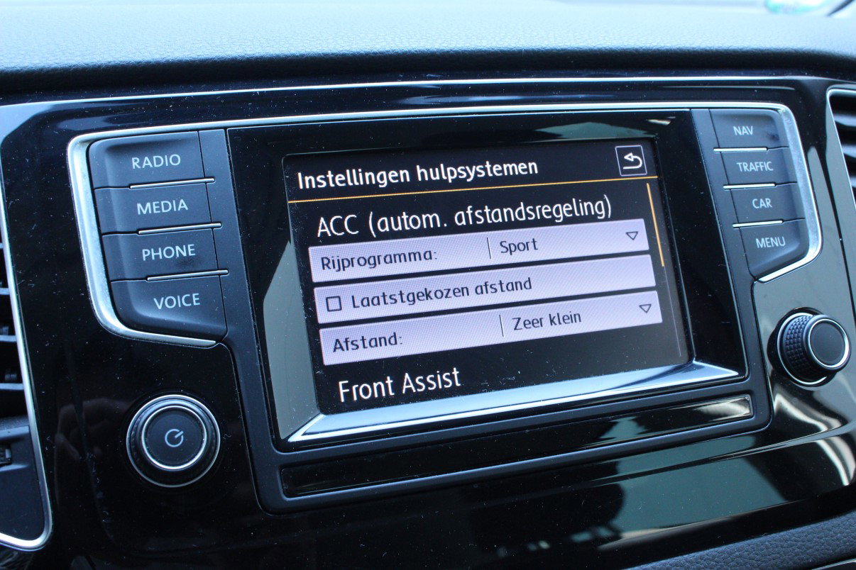 Volkswagen 1.4 TSI DSG Highline 1eEIG ACC XENON NAV CAMERA PDC '15 - foto 29