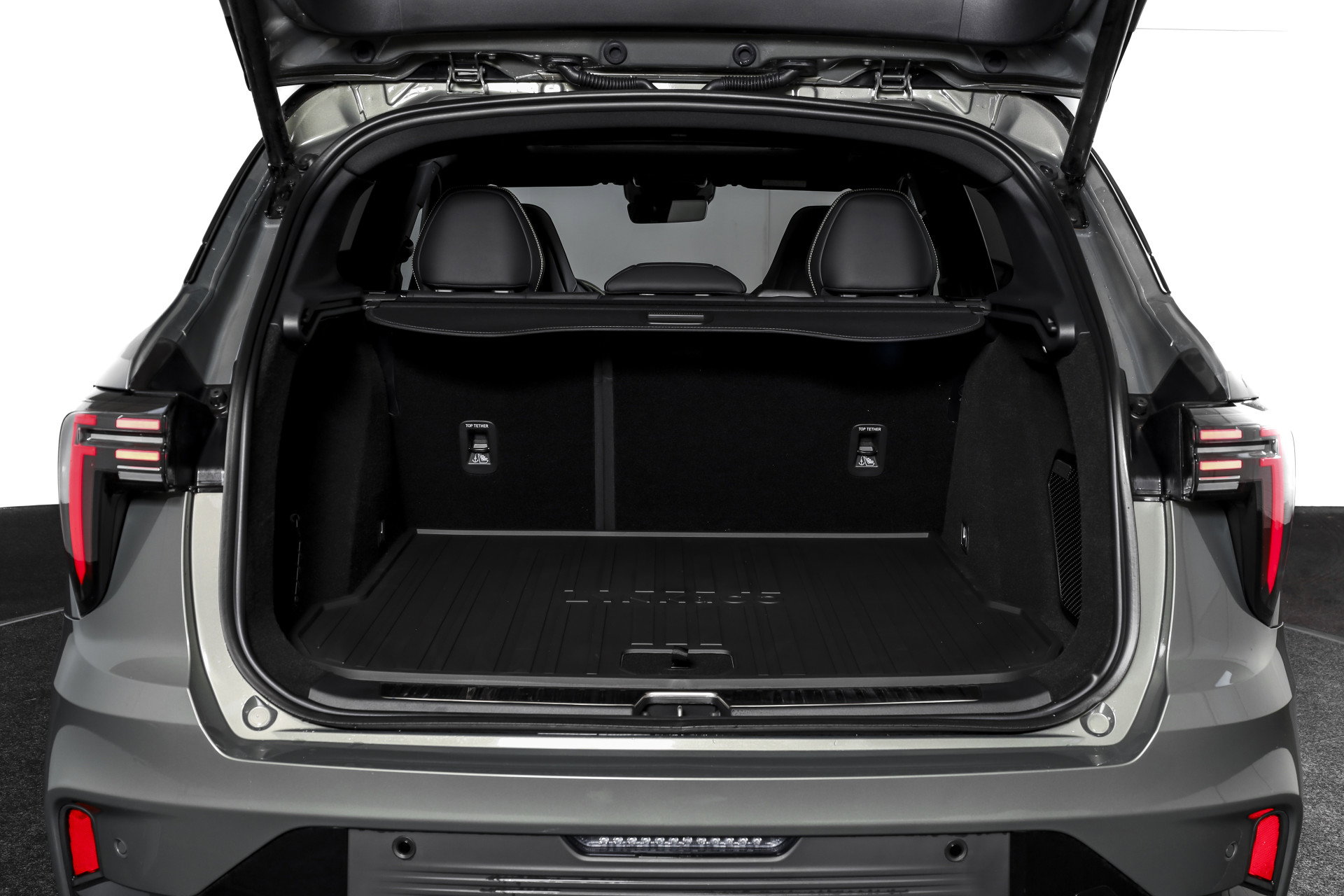 Lynk & Co - 01