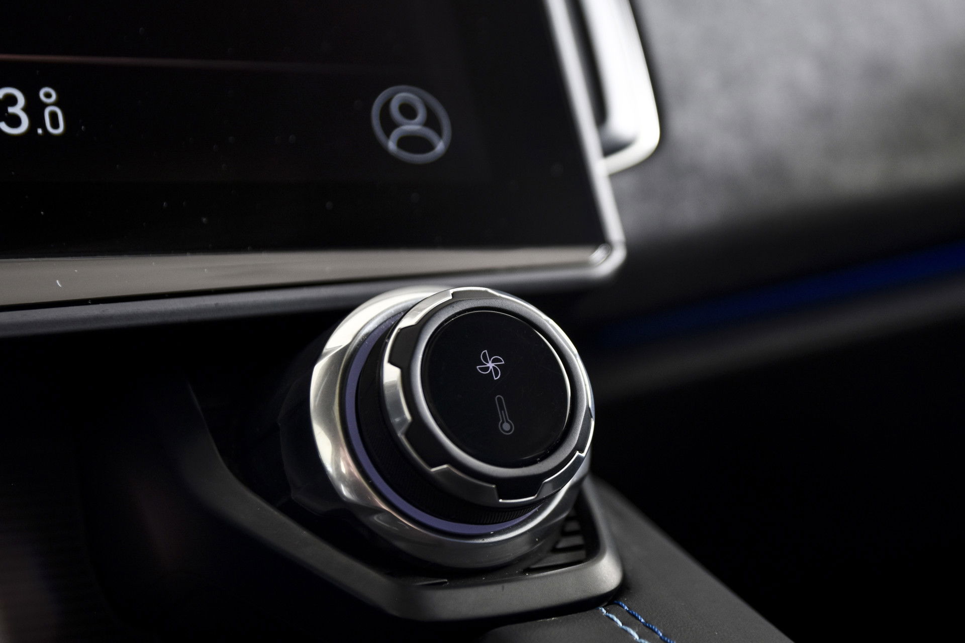 Lynk & Co - 01