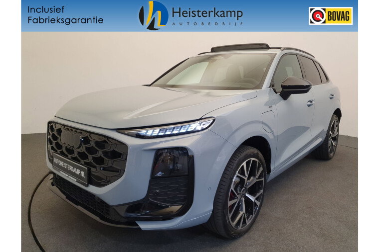 Audi Q3 1.5 272pk e-hybrid S-Line Wegklapbare trekhaak, Panoramadak, Sonos, Memory