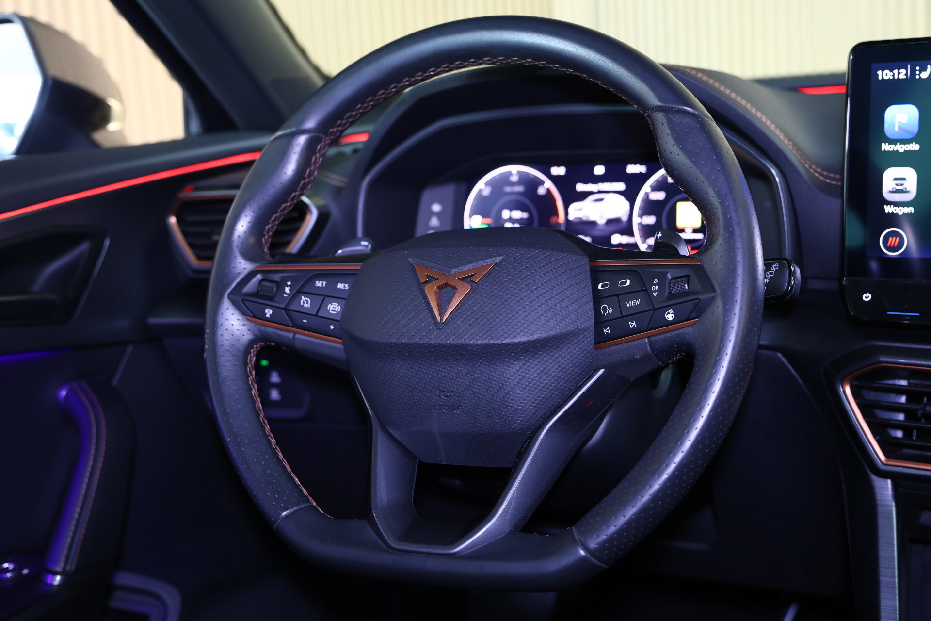 CUPRA 1.4 e-Hybrid Adrenaline AVM CARPLAY NAVI PANO MEMORY VIRTUAL CAMERA SFEER "23 - foto 35