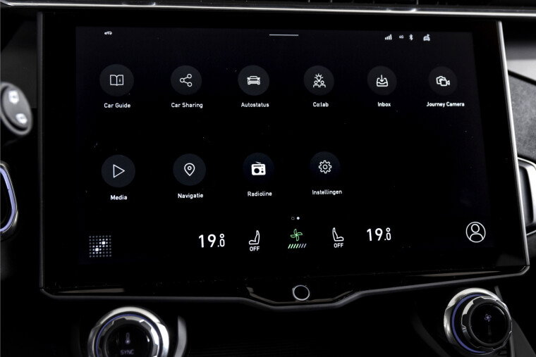 Lynk & Co - 01