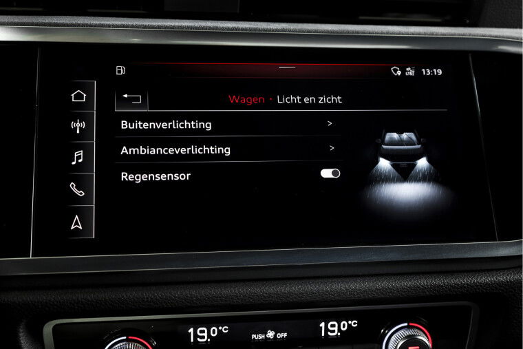 Audi - Q3
