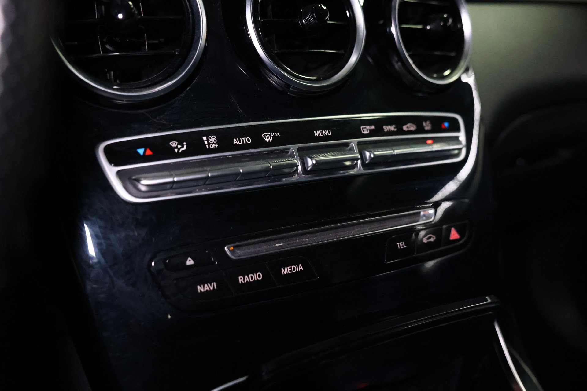 Mercedes-Benz 250 4MATIC Sport Edition Premium Plus NAVI CLIMA CAMERA BT LED '16 - foto 28