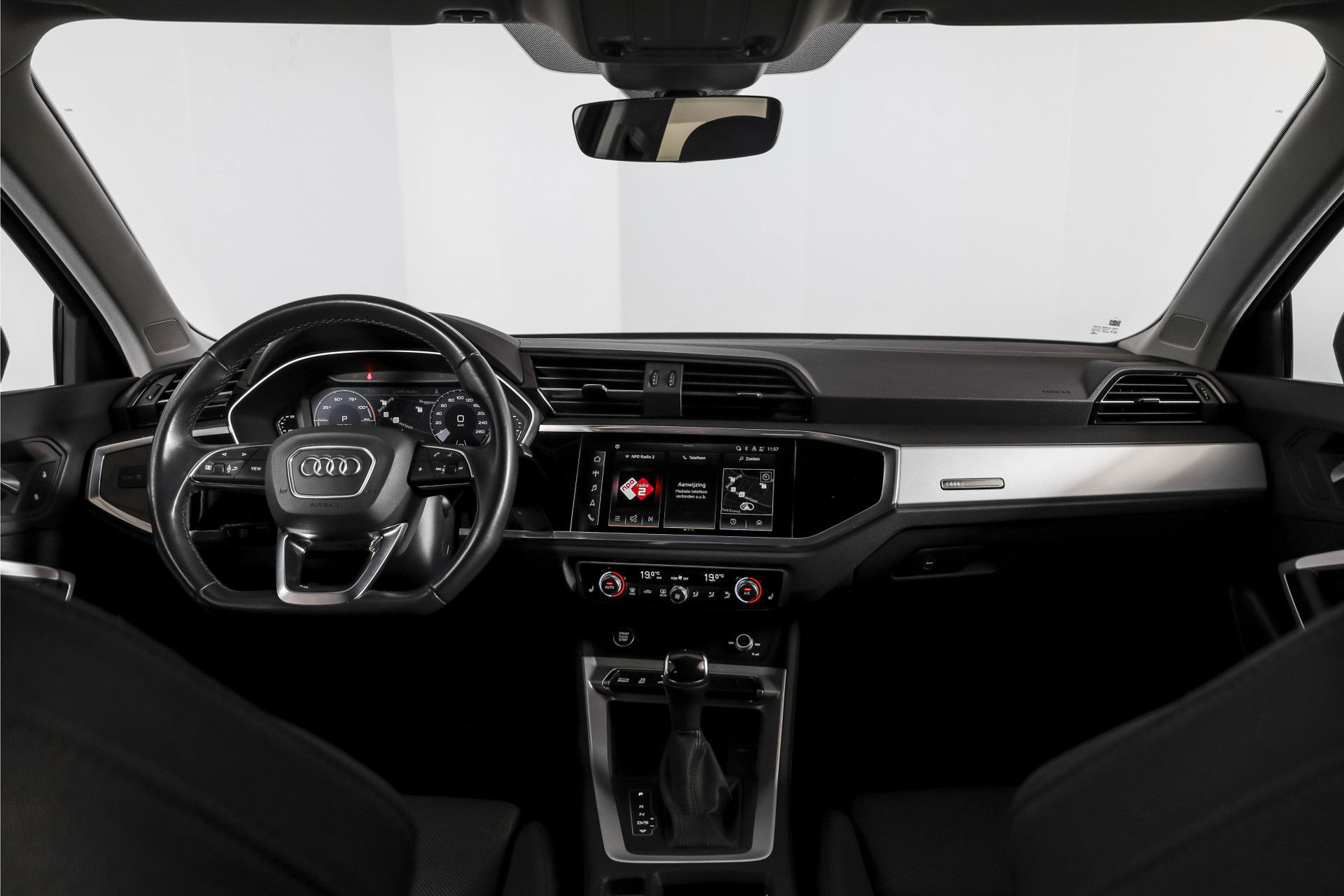 Audi - Q3