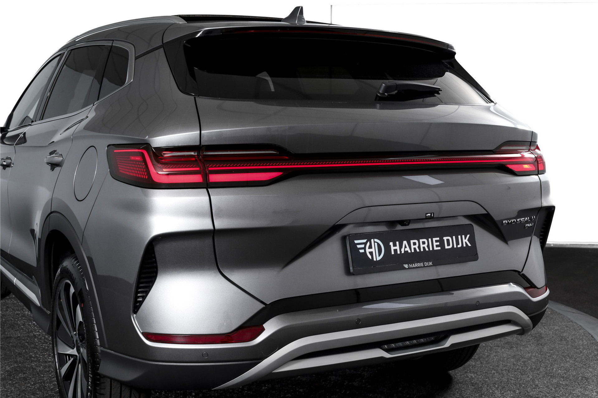 BYD - SEAL U