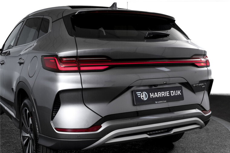 BYD - SEAL U