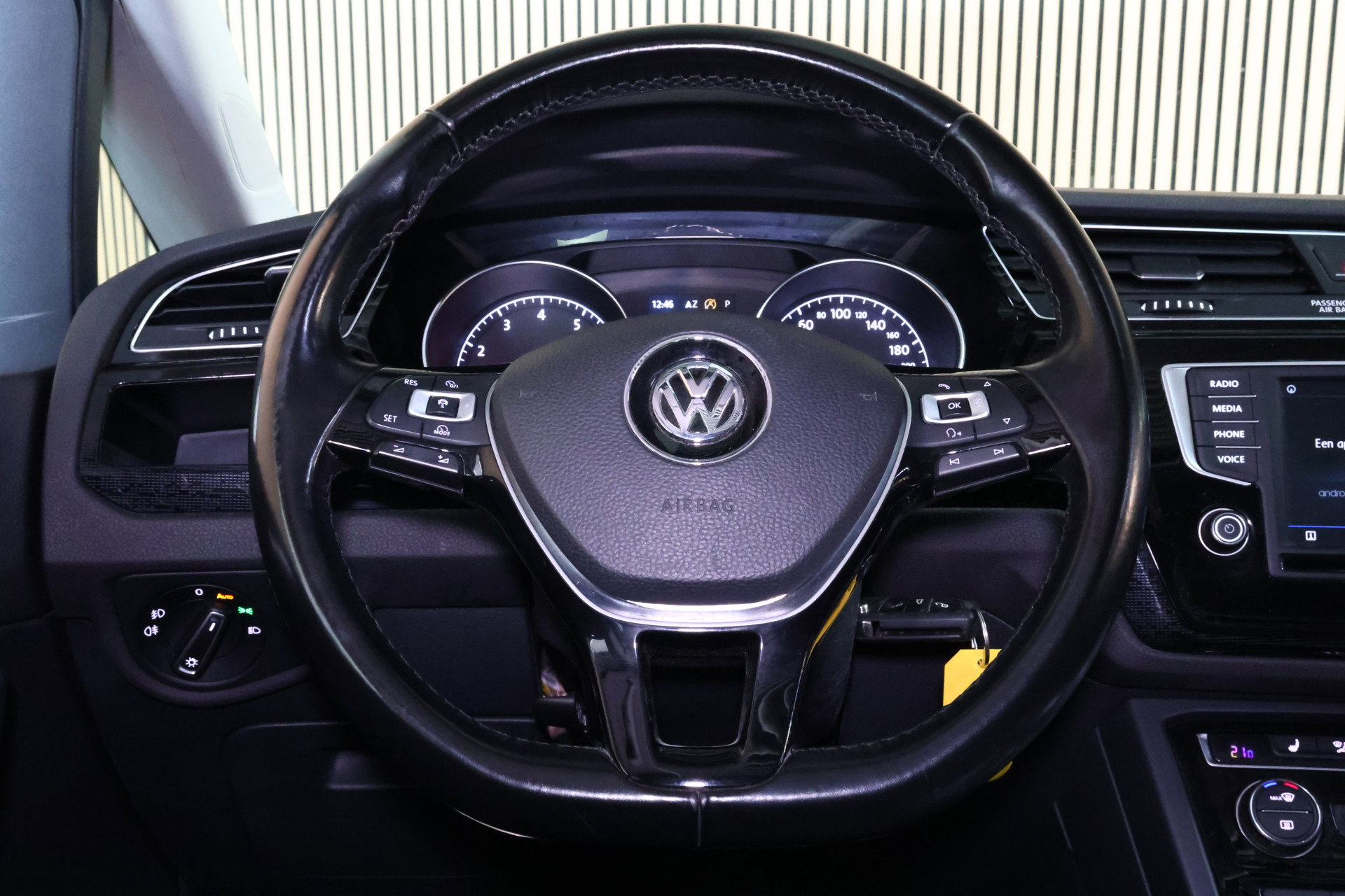 Volkswagen 1.4 TSI Highline Automaat Panodak Navigatie LED 2017 - foto 16