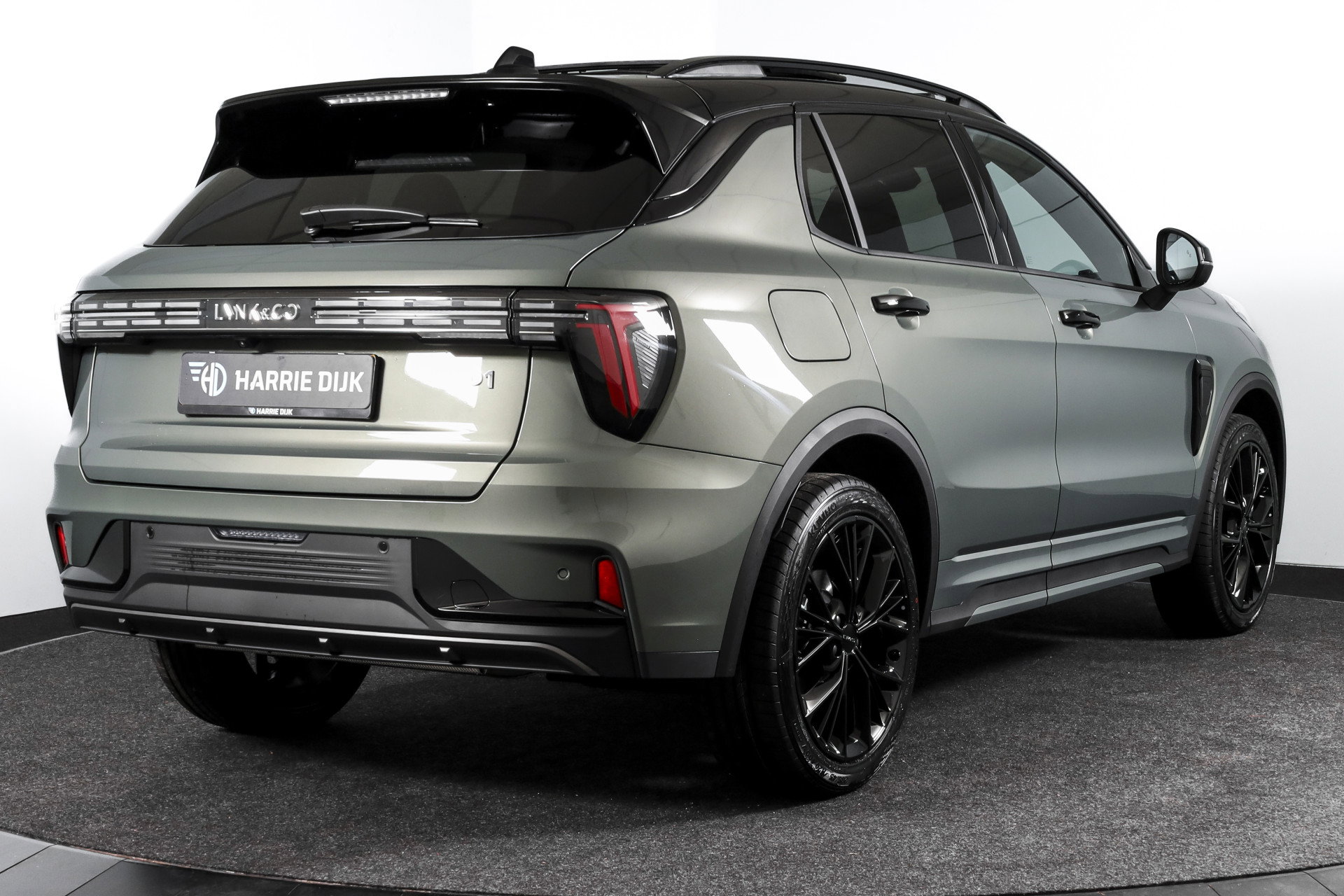 Lynk & Co - 01