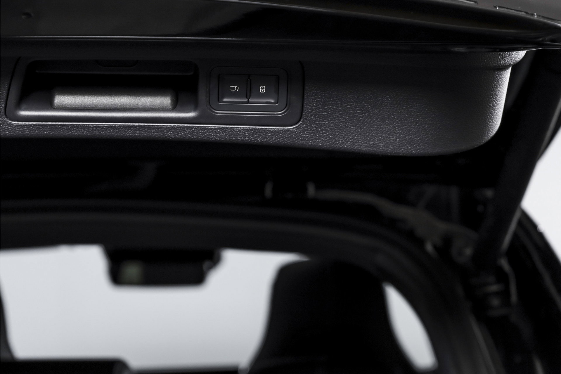 BYD - SEAL U