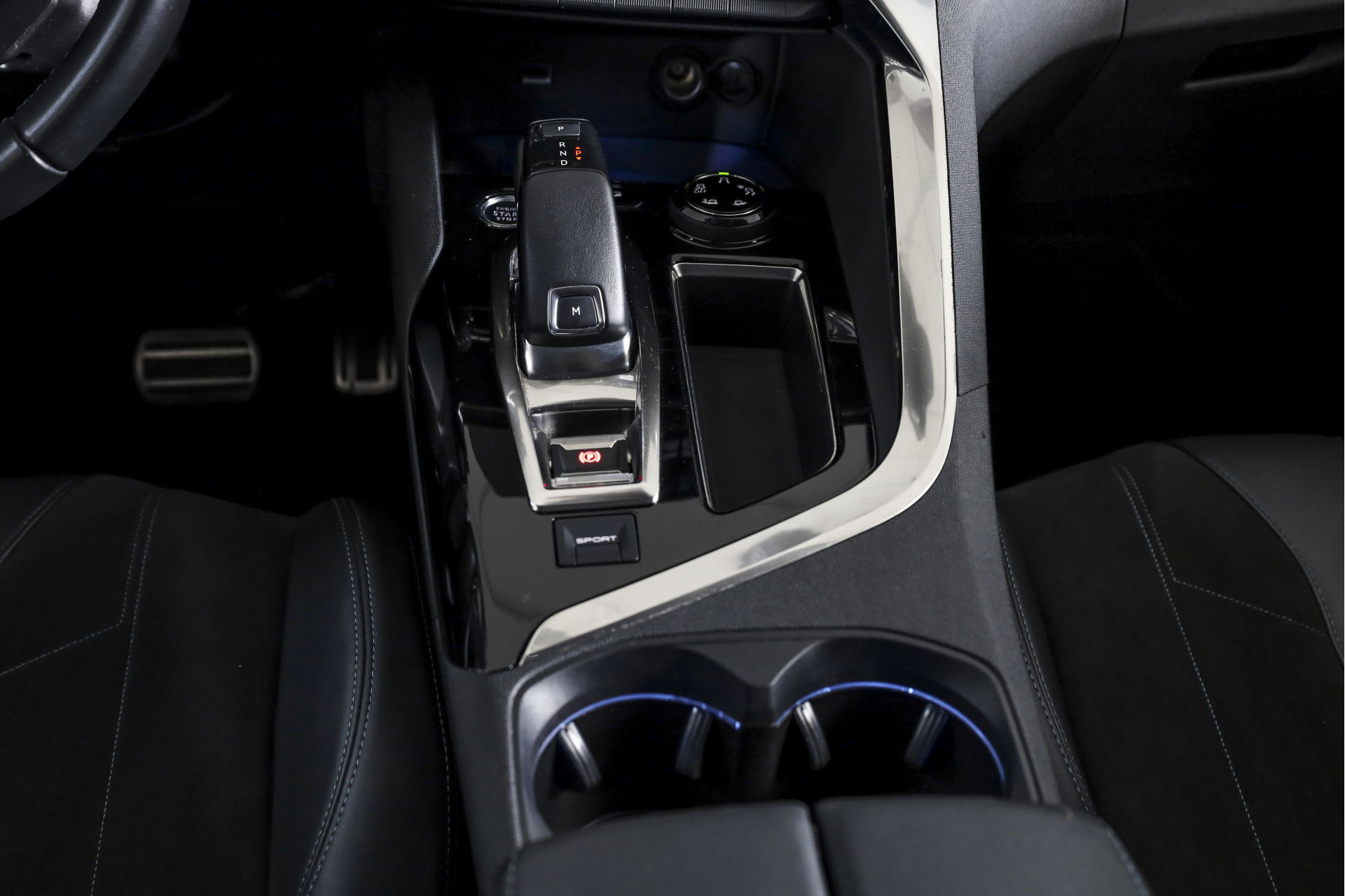 Peugeot - 3008