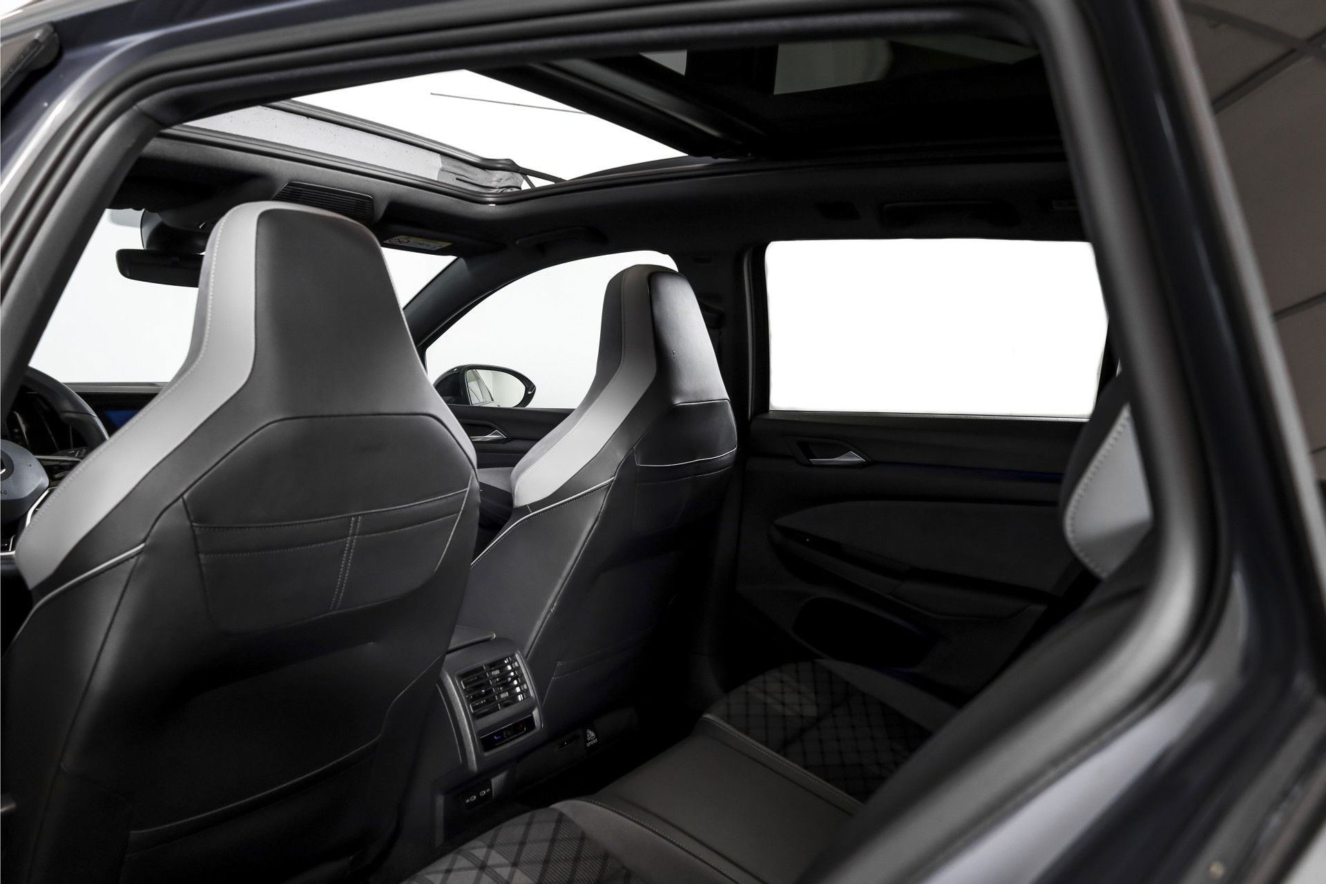 Volkswagen - GOLF Variant