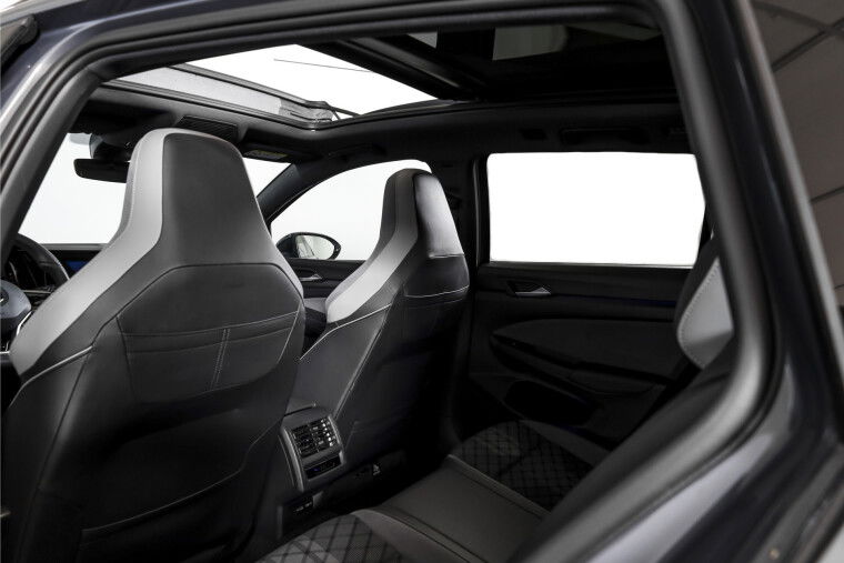 Volkswagen - GOLF Variant