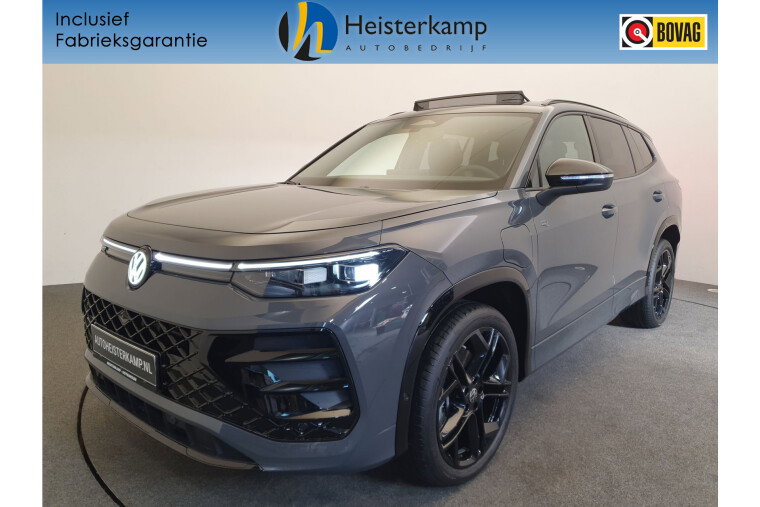 Volkswagen Tayron 1.5 eHybrid 272pk DSG/AUT R-Line Wegklapbare trekhaak, Panoramadak, Harman/Kardon, Leder