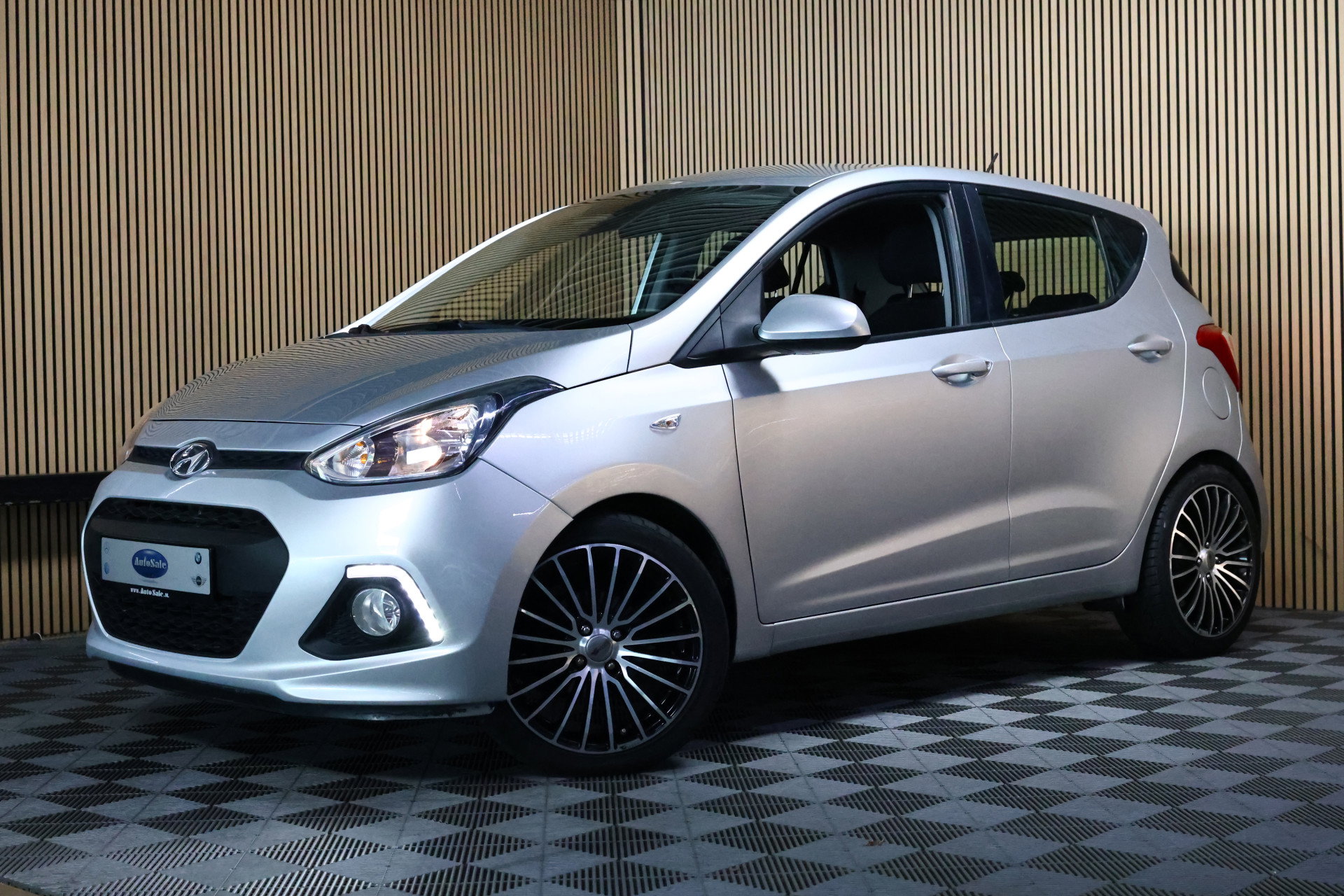 Hyundai 1.0i Comfort 5p. AUTOMAAT AIRCO BT STOELVERWARMING 2016 - foto 8