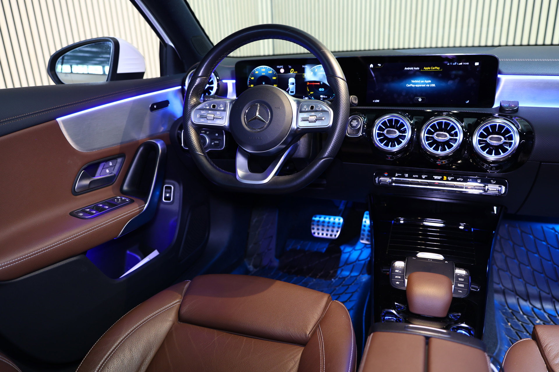 Mercedes-Benz 250e AMG AMBIENTE PANODAK NAVI AUTOM CRUISE PDC CAM SFEER '20 - foto 43