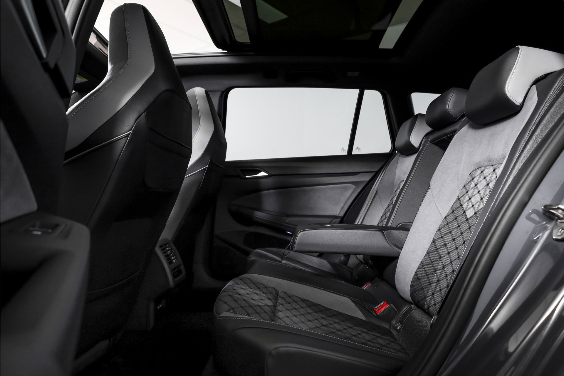 Volkswagen - GOLF Variant