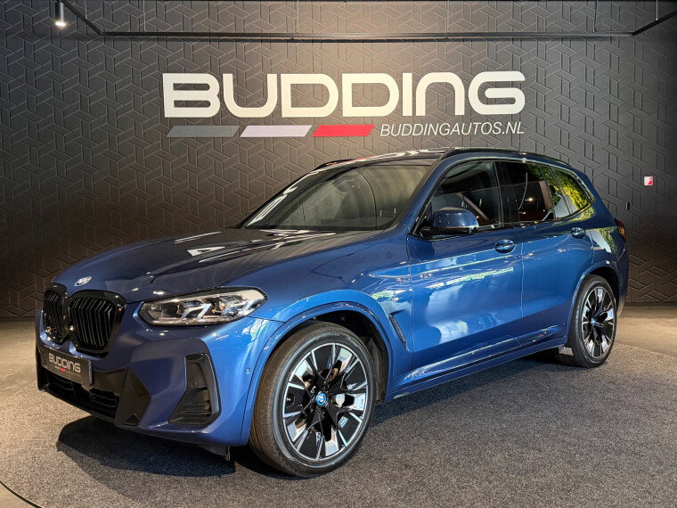 Foto van BMW iX3