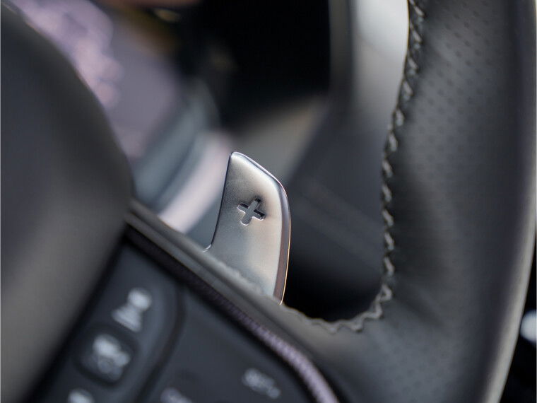 Schakelmogelijkheid aan stuurwiel