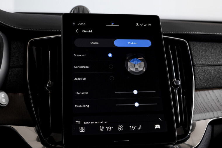 Volvo - XC90