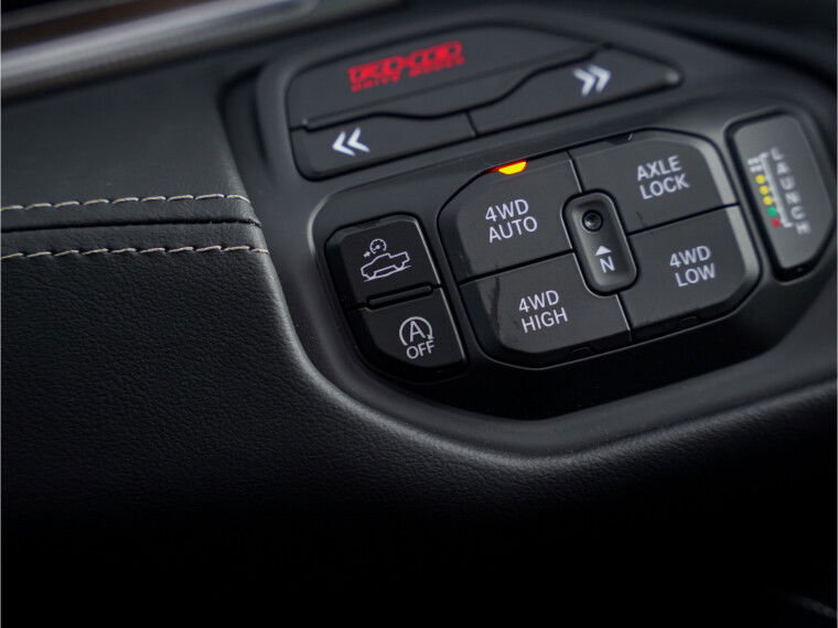 Vierwielaandrijving Auto, High en Low