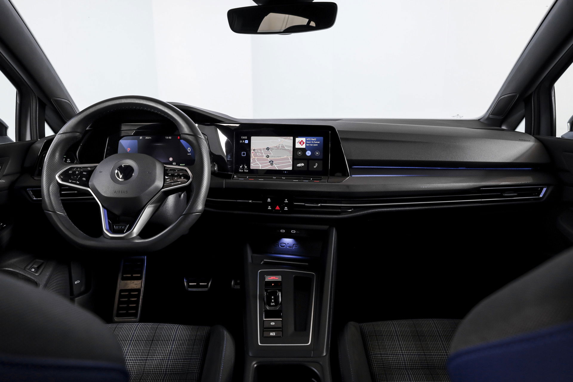 Volkswagen - Golf