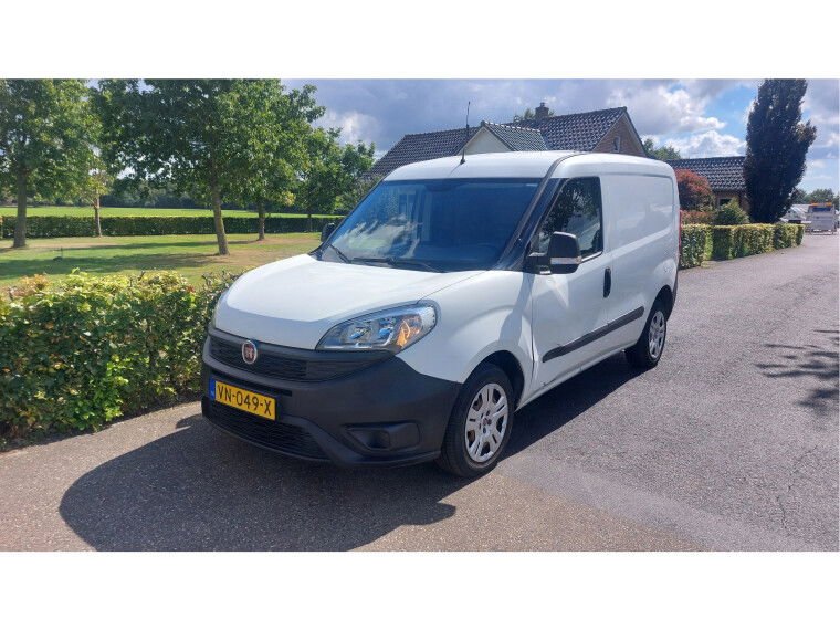 Foto van Fiat Dobló Cargo 1.3 MJ L1H1 Actual