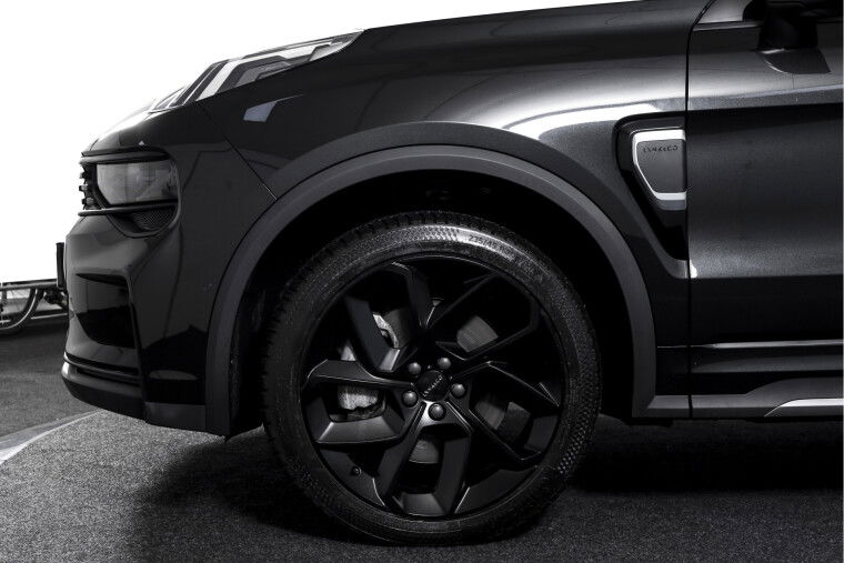 Lynk & Co - 01