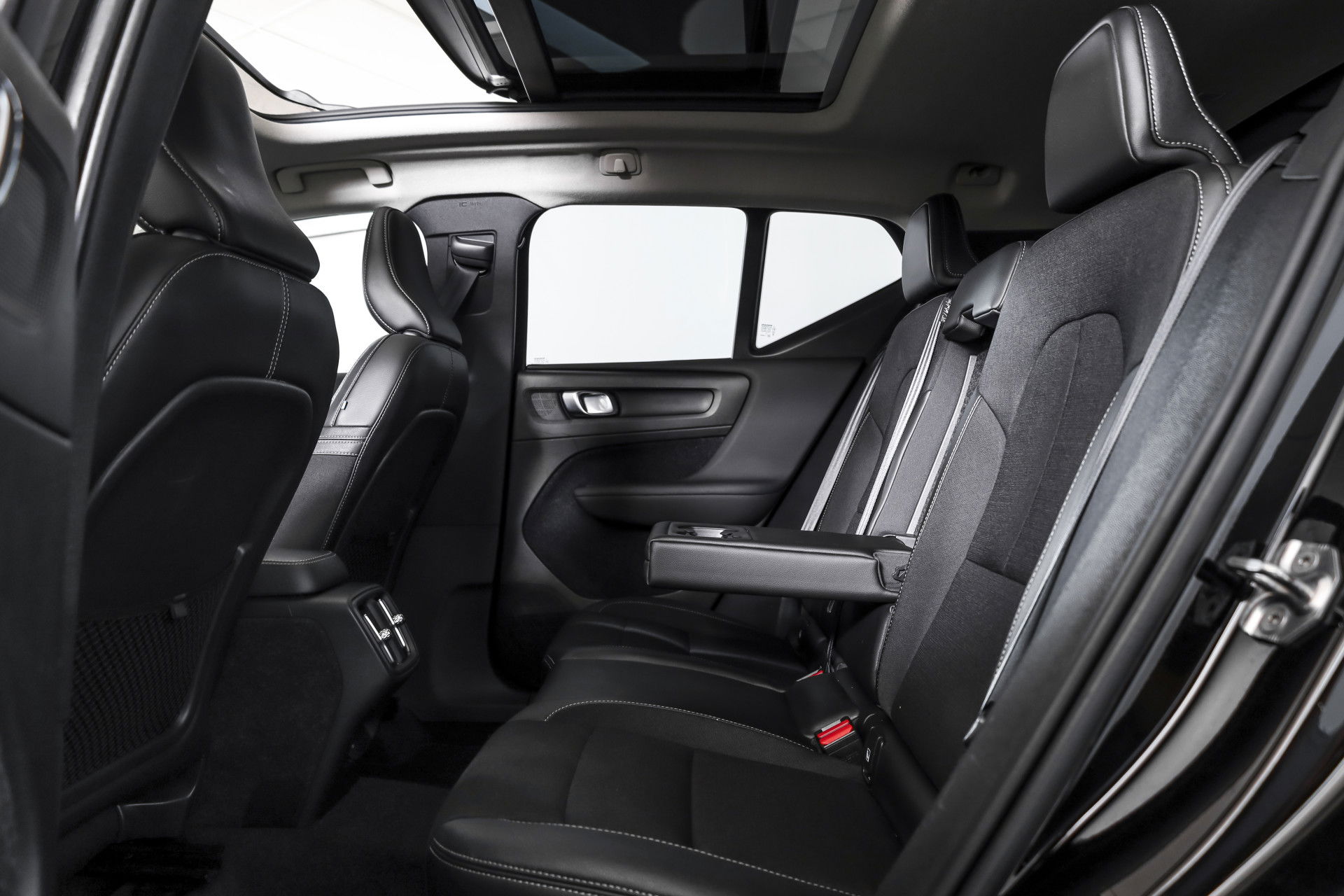Volvo - XC40