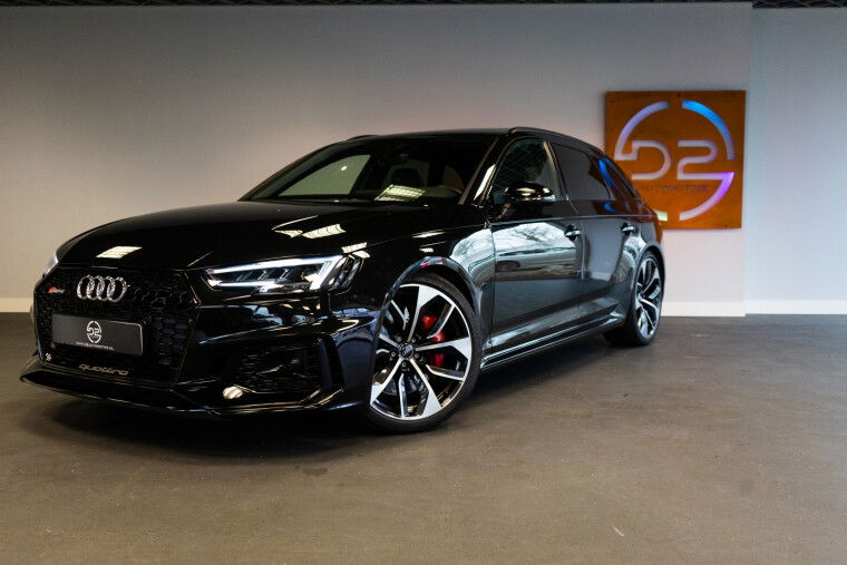 Foto van Audi RS4 Avant 2.9 TFSI Quattro 451PK Matrix | HUD | B&O | Pano | Garantie VOL!