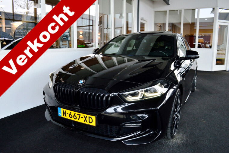 Foto van BMW 1-serie 118i M-Sportedition | 19" | Pano | Leder | Active Cruise
