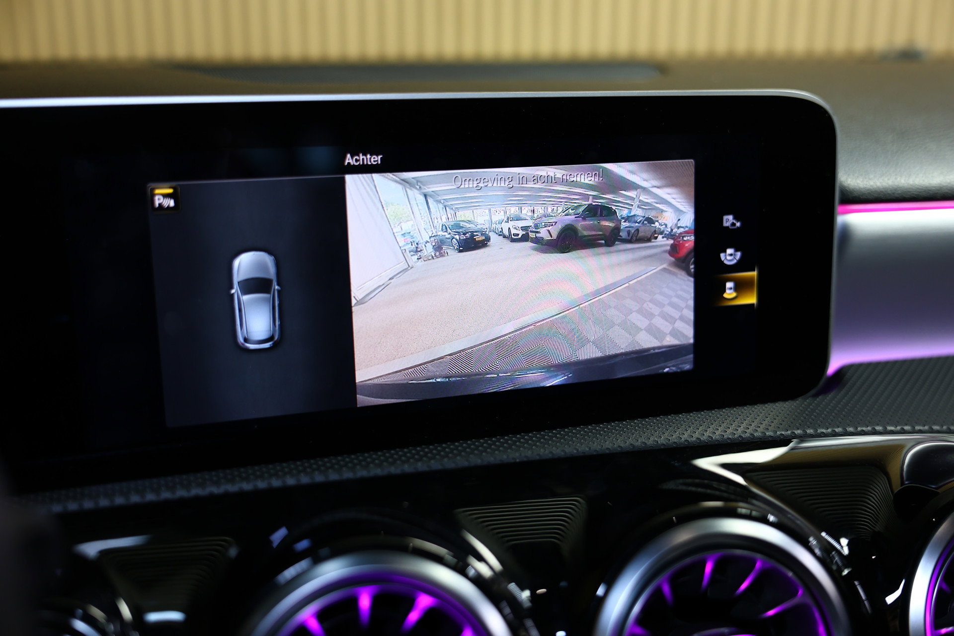 Mercedes-Benz AMG 35 4MATIC PANO NAVI CAMERA VIRTUAL CRUISE CLIMA SFEER STOELVW BT '19 - foto 42