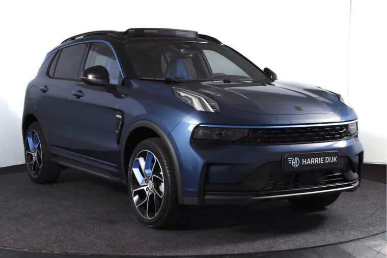 Lynk & Co - 01