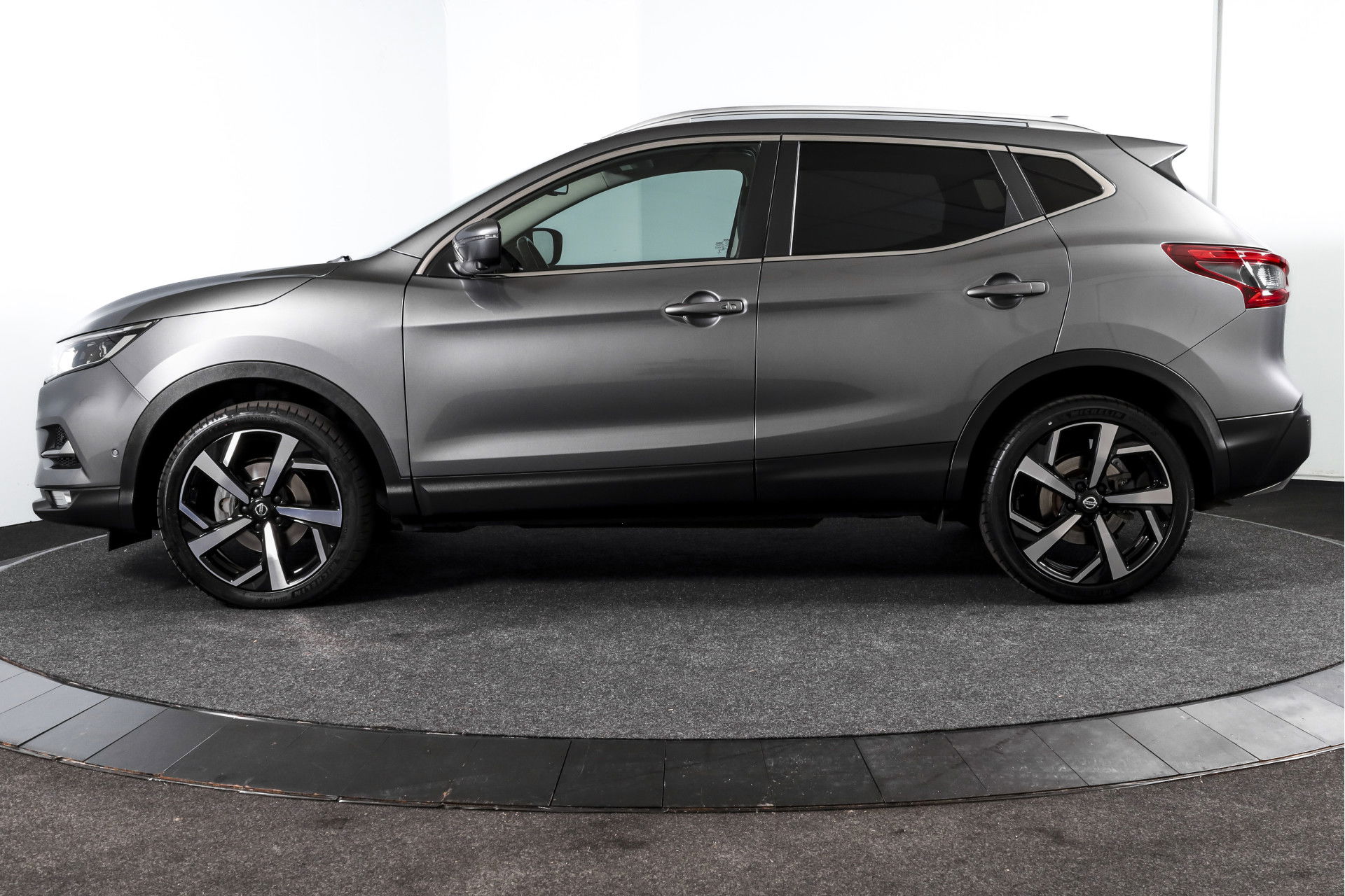 Nissan - QASHQAI