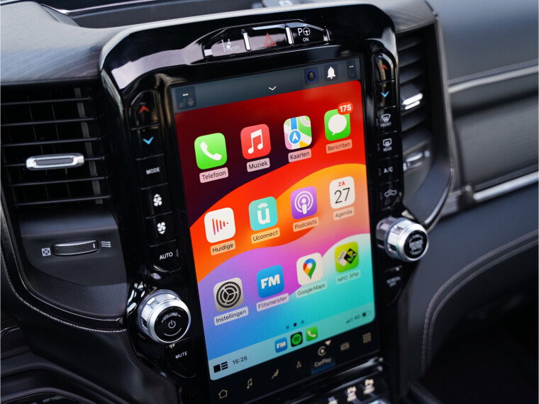 Apple Carplay/Android Auto