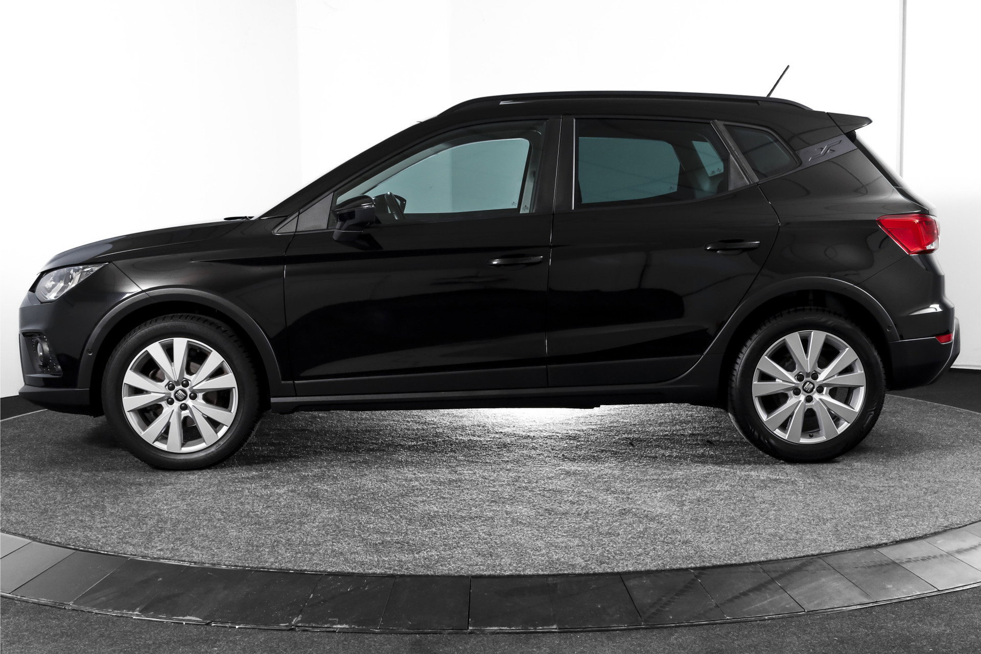 SEAT - Arona