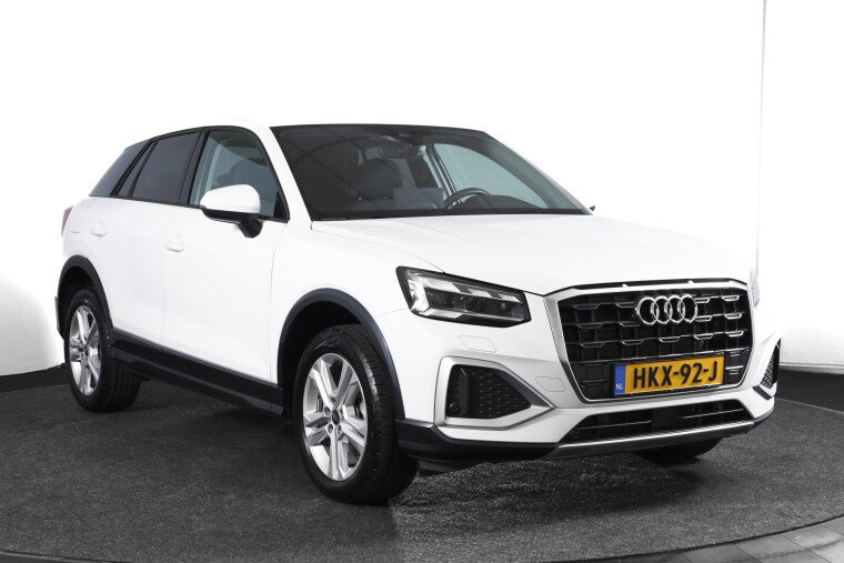 Audi - Q2