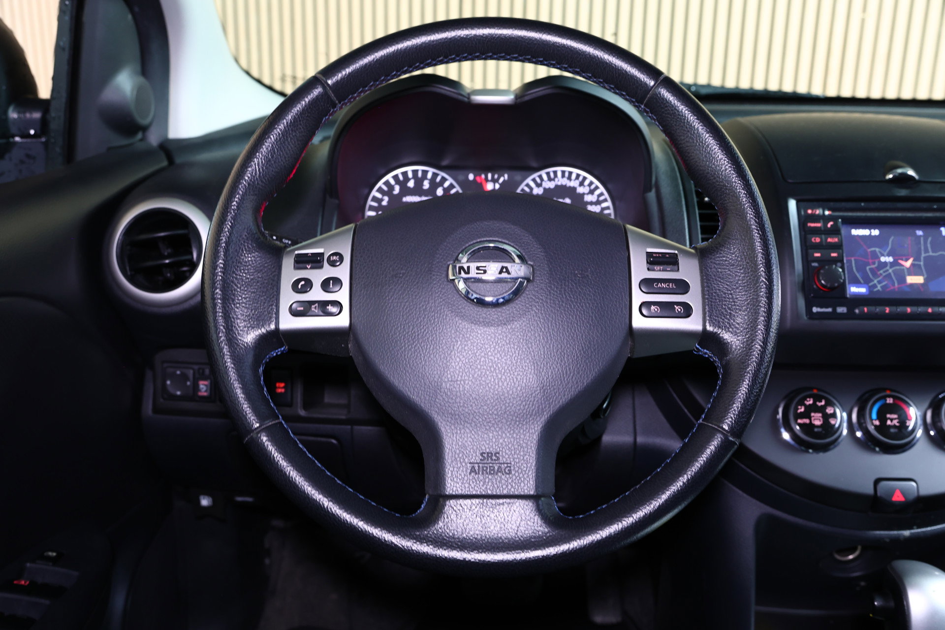Nissan 1.6 Connect Edition AUTOM NAVI AIRCO CRUISE BT "12 - foto 24
