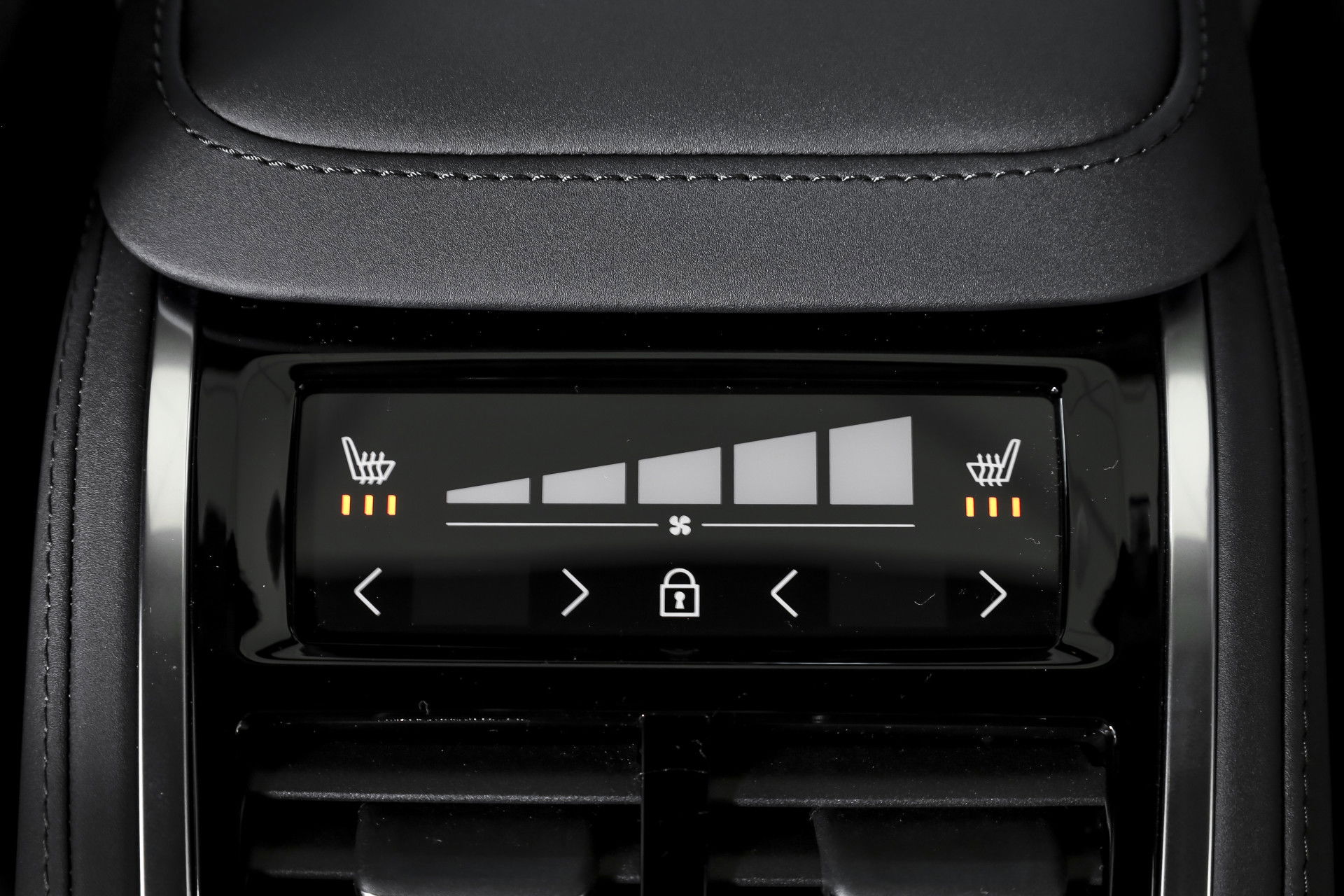 Volvo - XC90