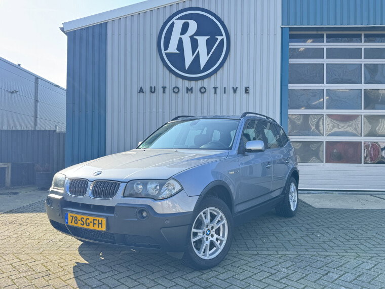 Foto van BMW X3 2.5i
