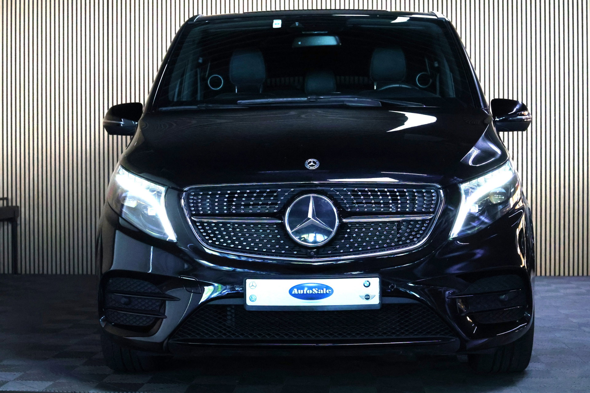 Mercedes-Benz 300d L2 Exclusive AMG Line AVM MEMORY BURMEISTER NAVI CLIMA 360CAM "24 - foto 7