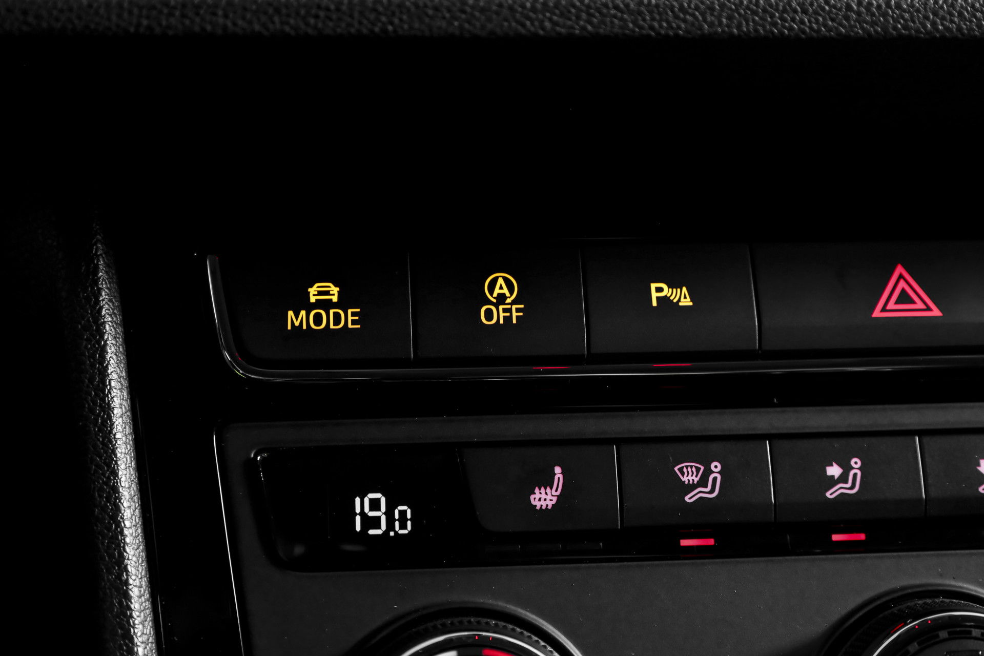 SEAT - Leon